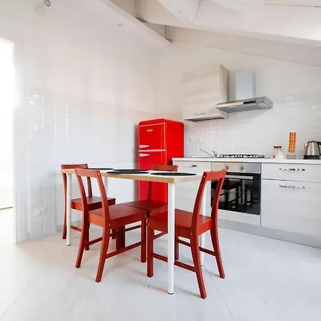 Loft Con Terrazzino+free Park+wi-fi Daire *