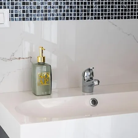 Loft Con Terrazzino+free Park+wi-fi Torino